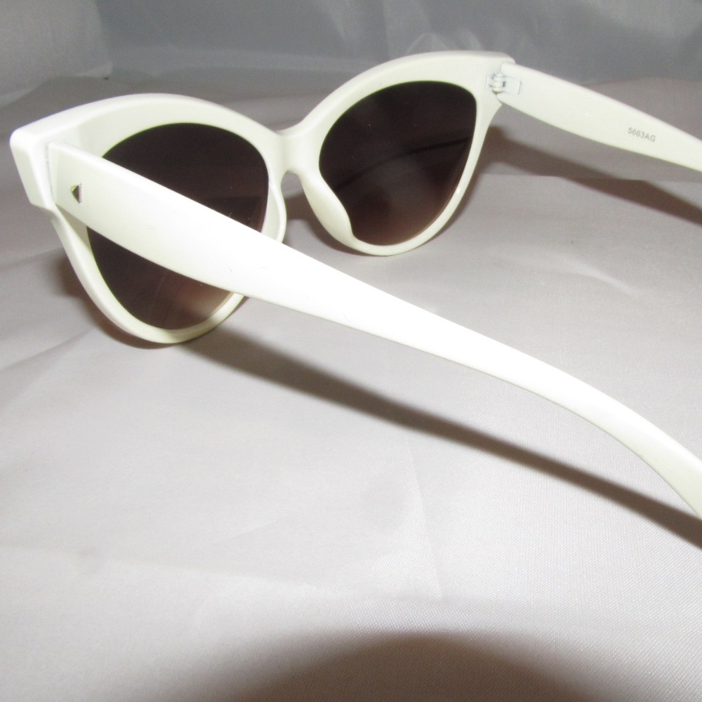 Cat Eye Ladies Sunglasses White UV 400 Brown Lens - Picture 4 of 5